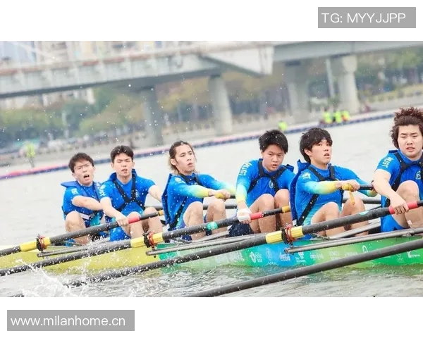 中国赛艇男队八人艇历史性夺金创佳绩首度登顶世界之巅